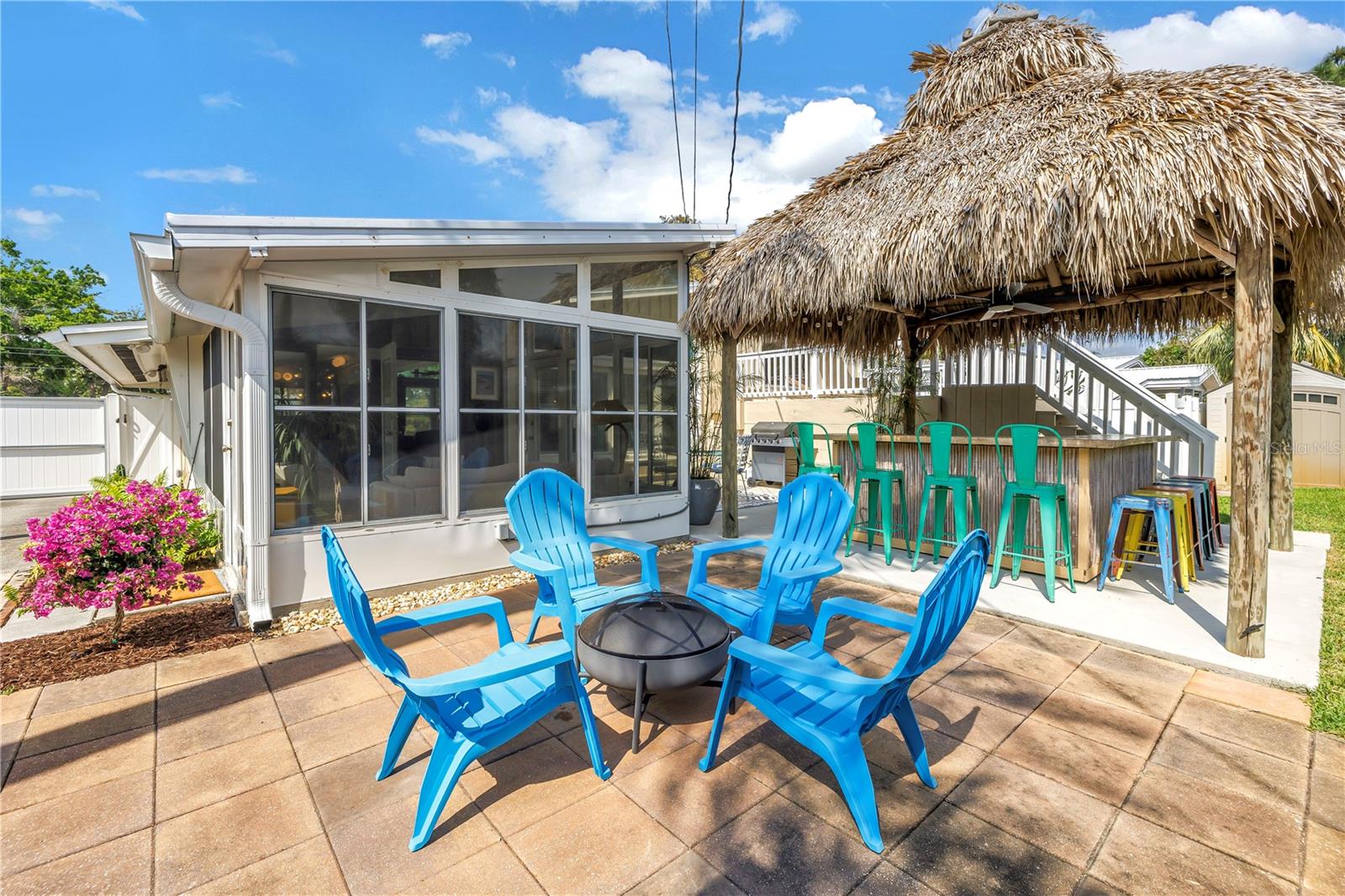 Listing photo id 43 for 6630 Gulfport Boulevard S