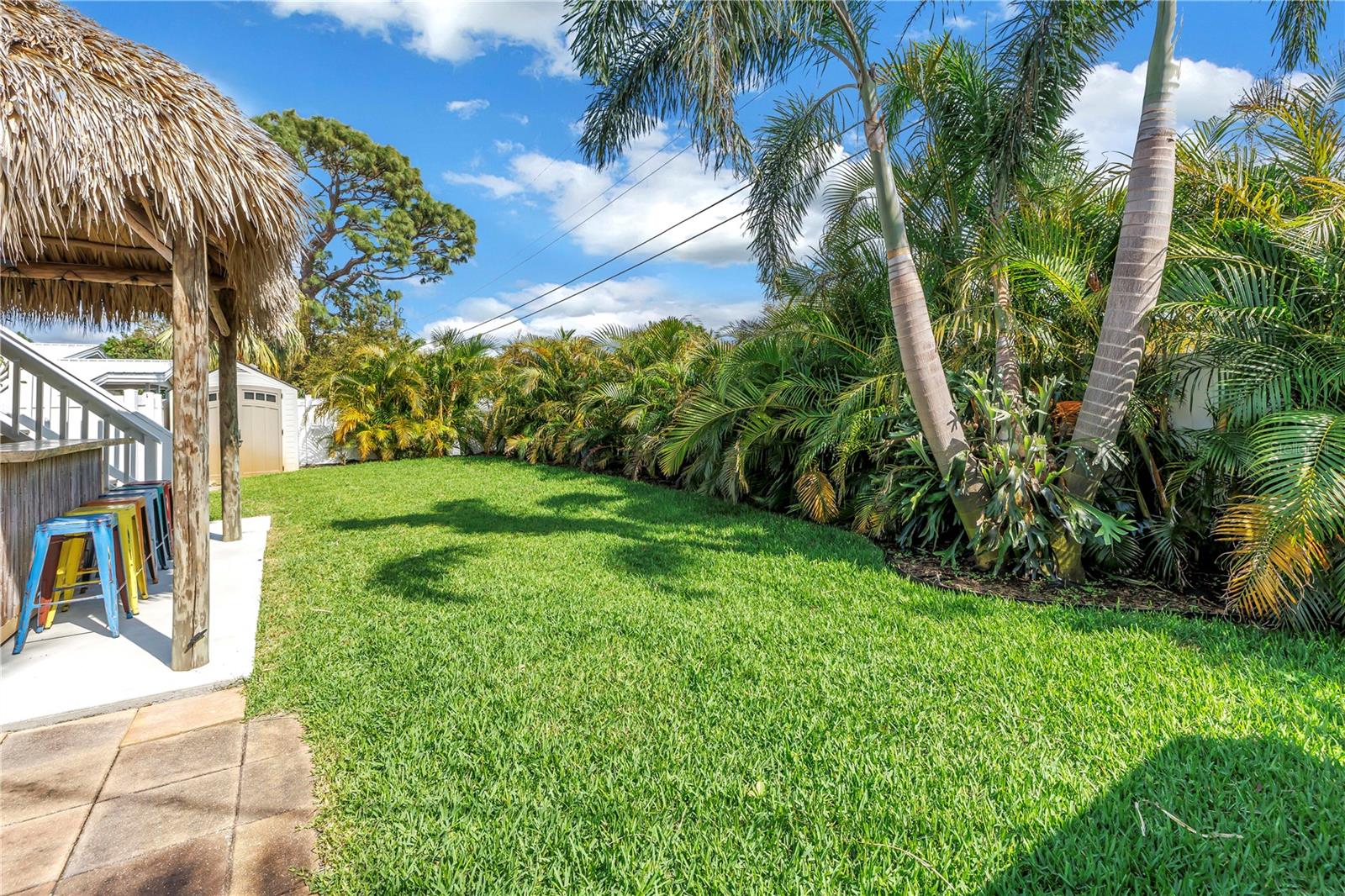 Listing photo id 48 for 6630 Gulfport Boulevard S