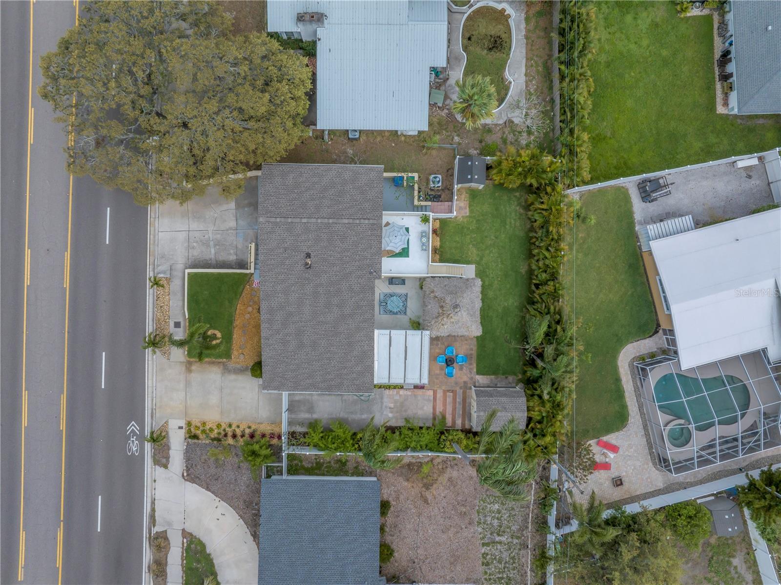 Listing photo id 56 for 6630 Gulfport Boulevard S