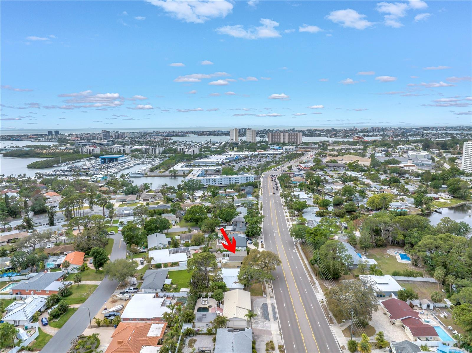 Listing photo id 59 for 6630 Gulfport Boulevard S