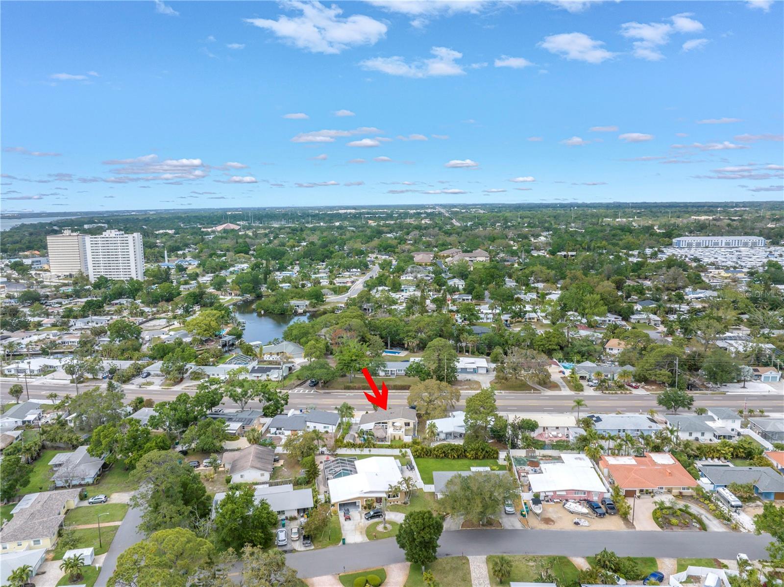 Listing photo id 60 for 6630 Gulfport Boulevard S