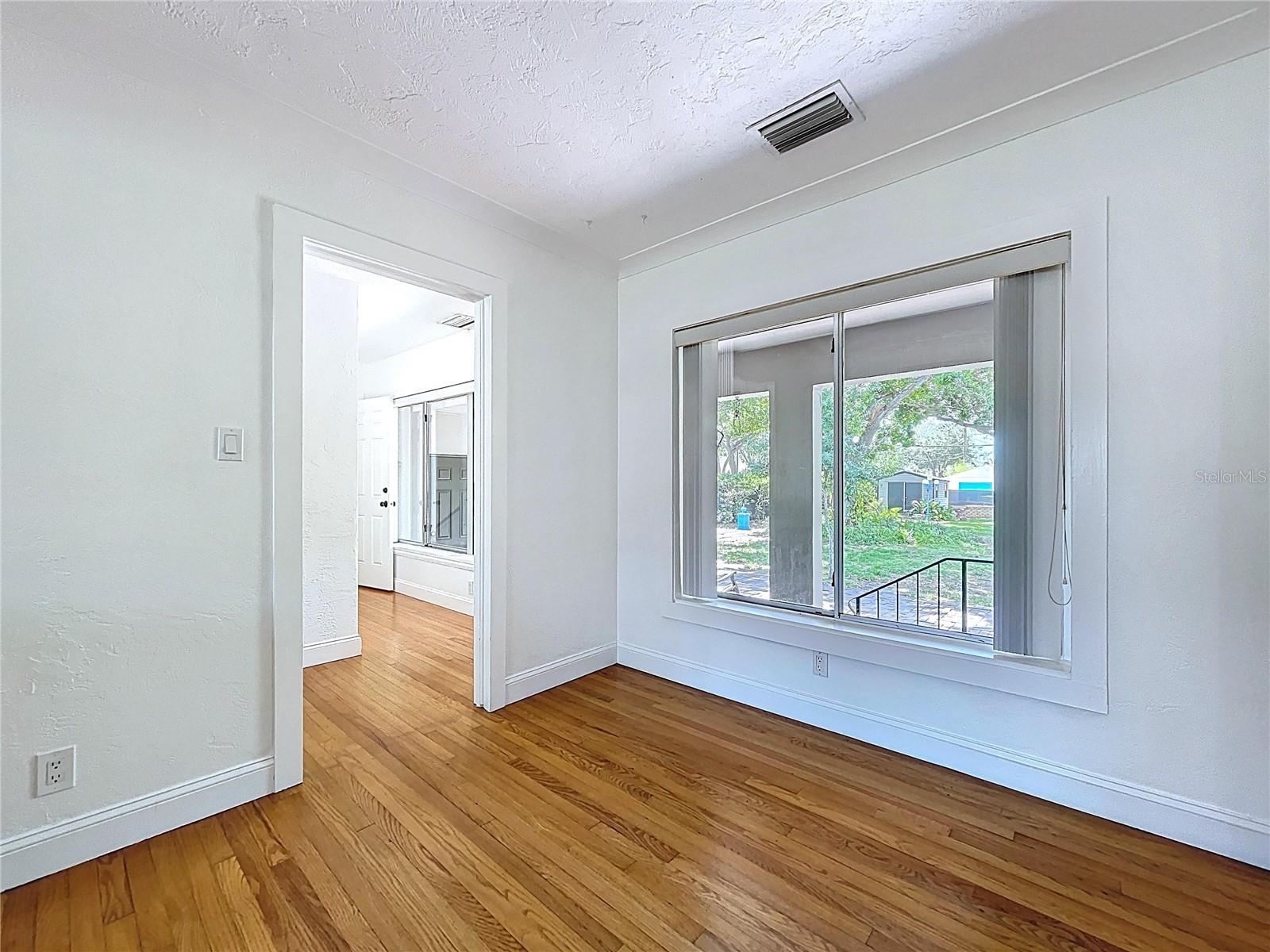 Image 17 of 63 For 6920 Bougainvilla Avenue S