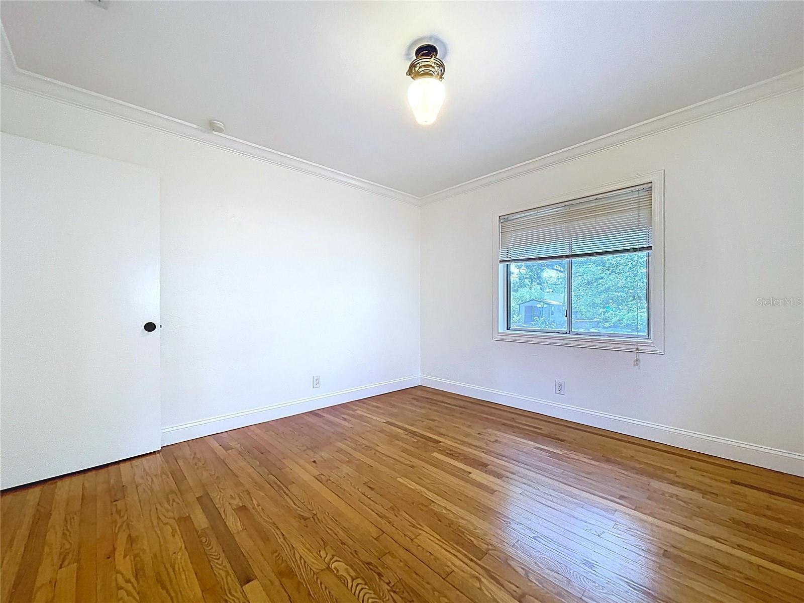 Image 30 of 63 For 6920 Bougainvilla Avenue S