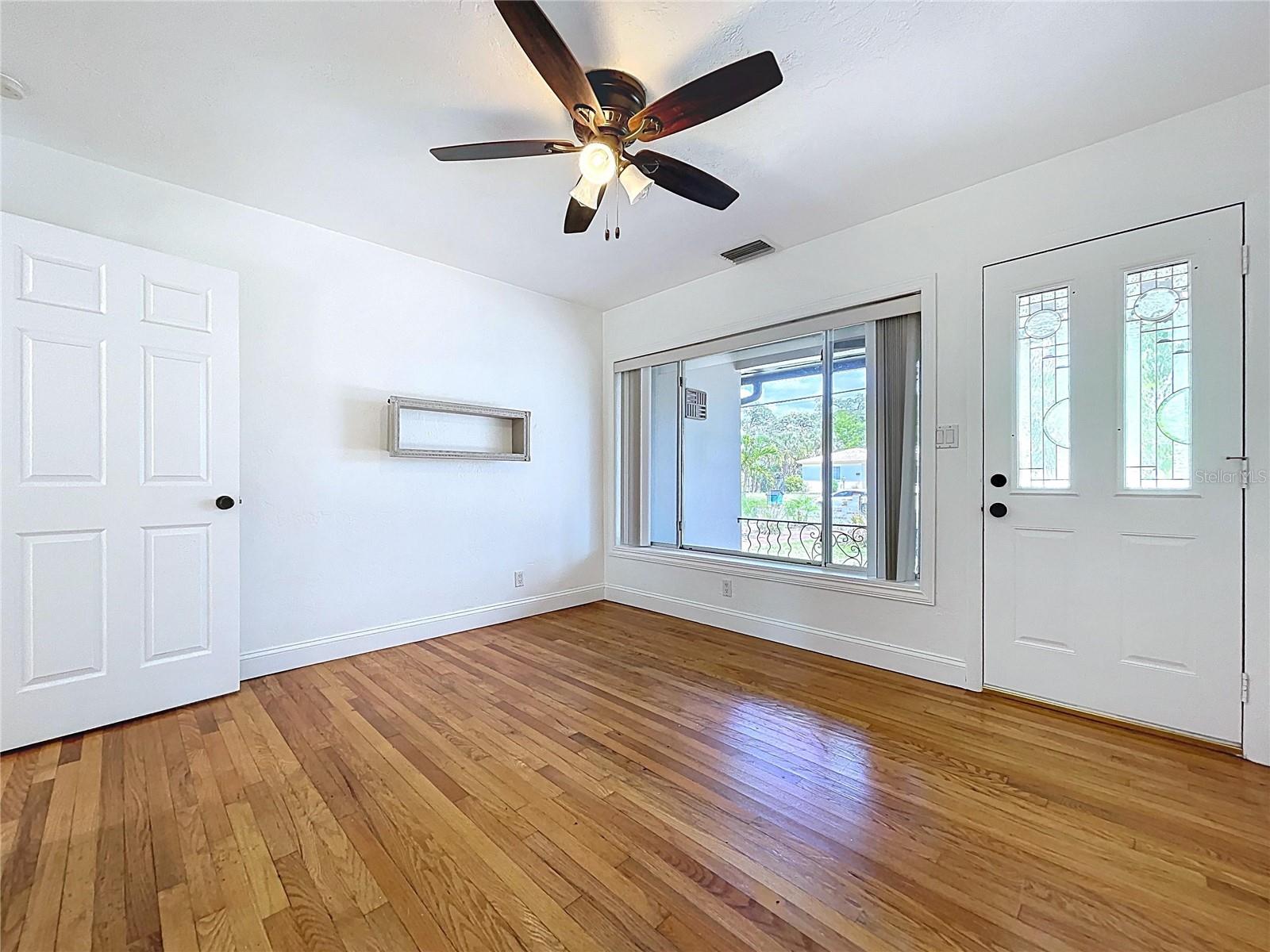 Image 33 of 63 For 6920 Bougainvilla Avenue S