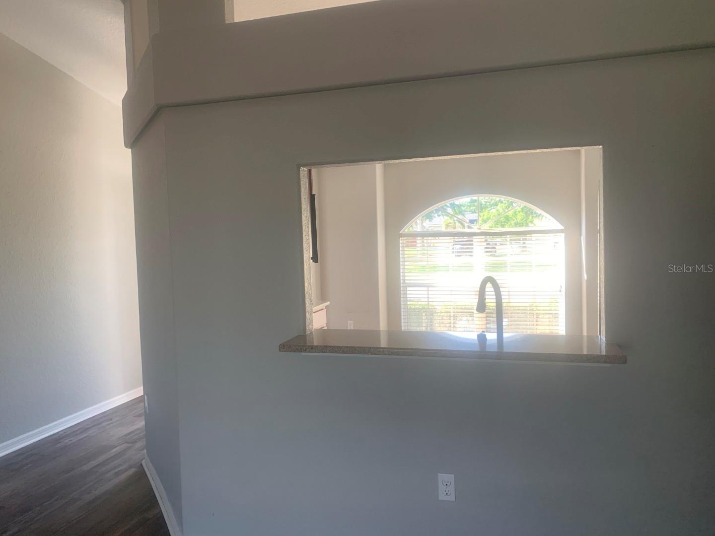 Listing photo id 10 for 10540 Carloway Hills Drive