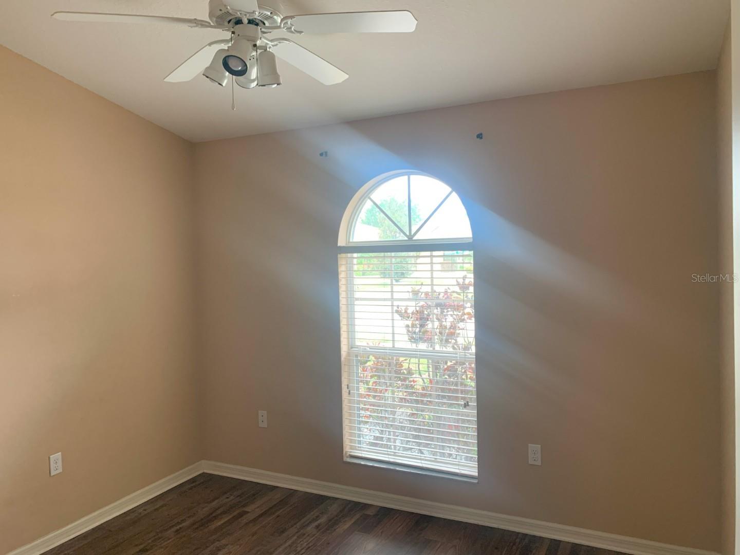 Listing photo id 21 for 10540 Carloway Hills Drive