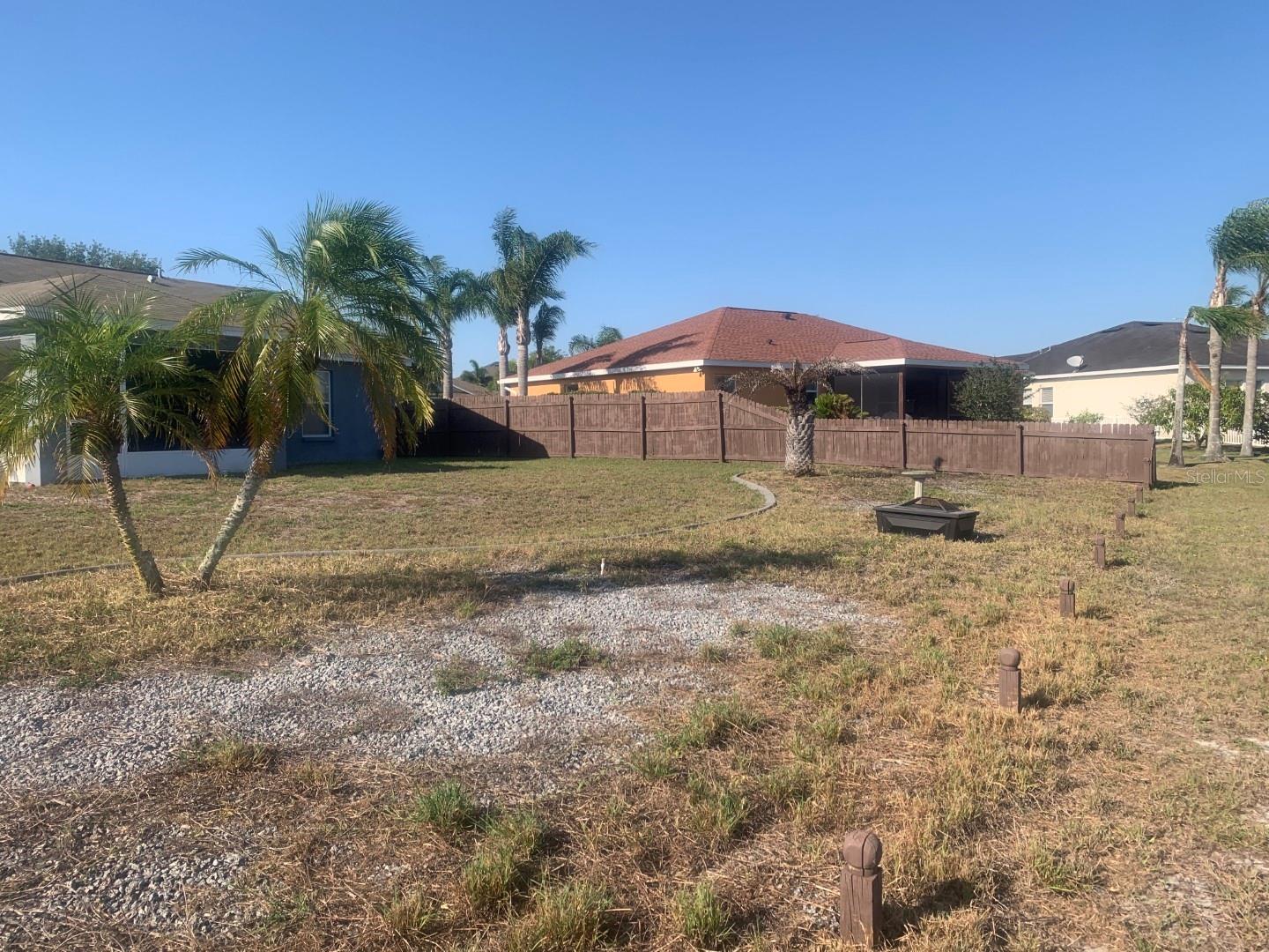 Listing photo id 3 for 10540 Carloway Hills Drive