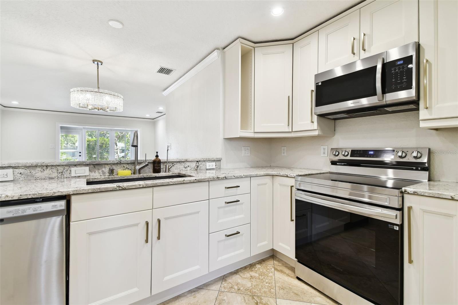 Image 10 of 48 For 2650 Countryside Boulevard B-110