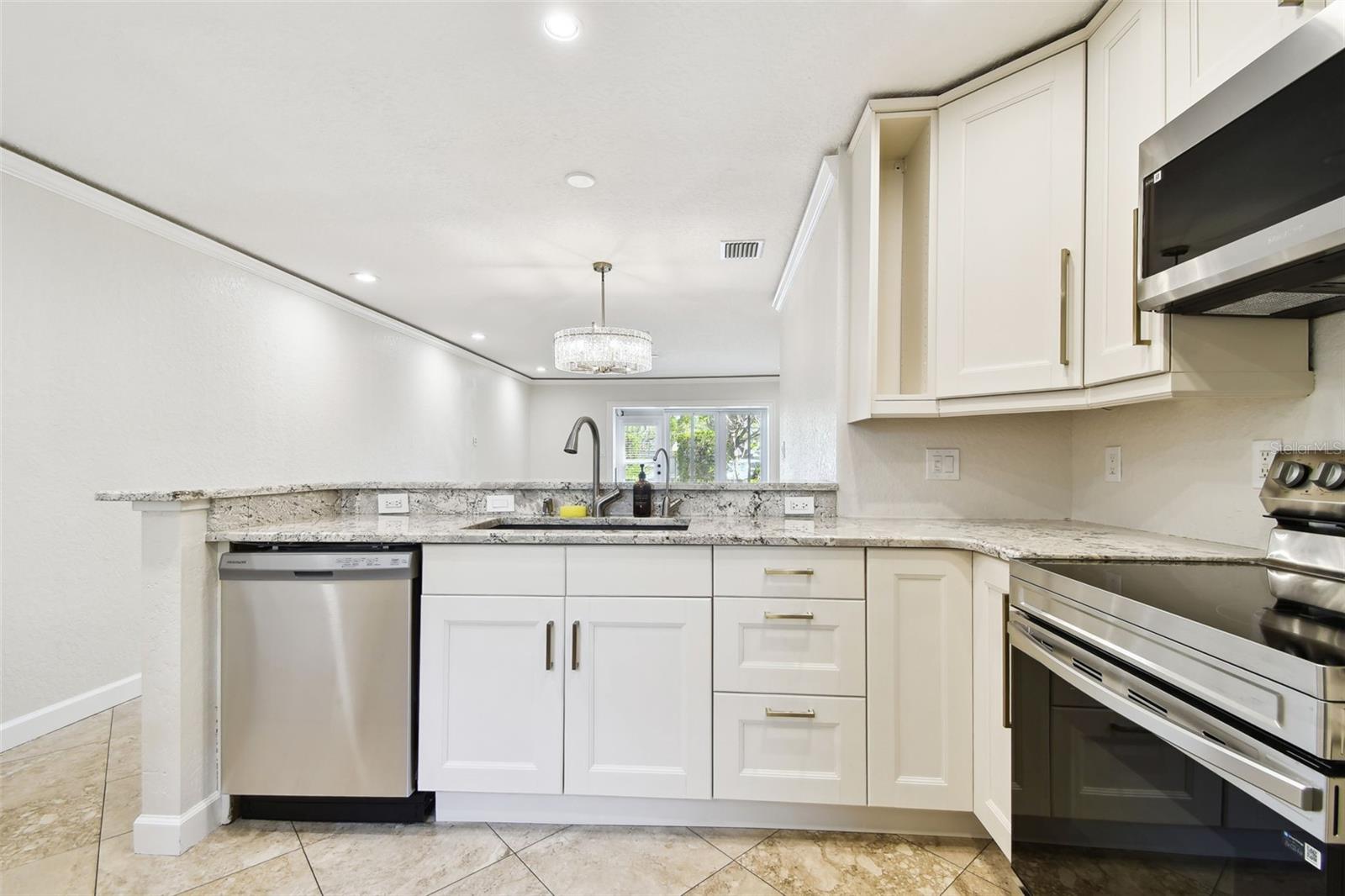 Image 9 of 48 For 2650 Countryside Boulevard B-110