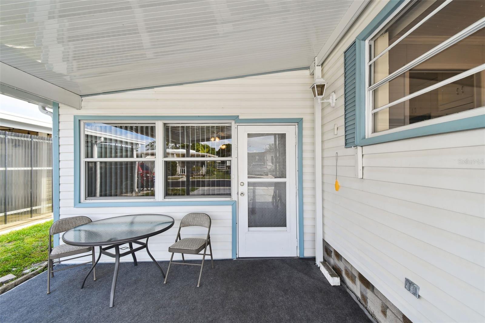Image 10 of 84 For 12651 Seminole Boulevard 1i