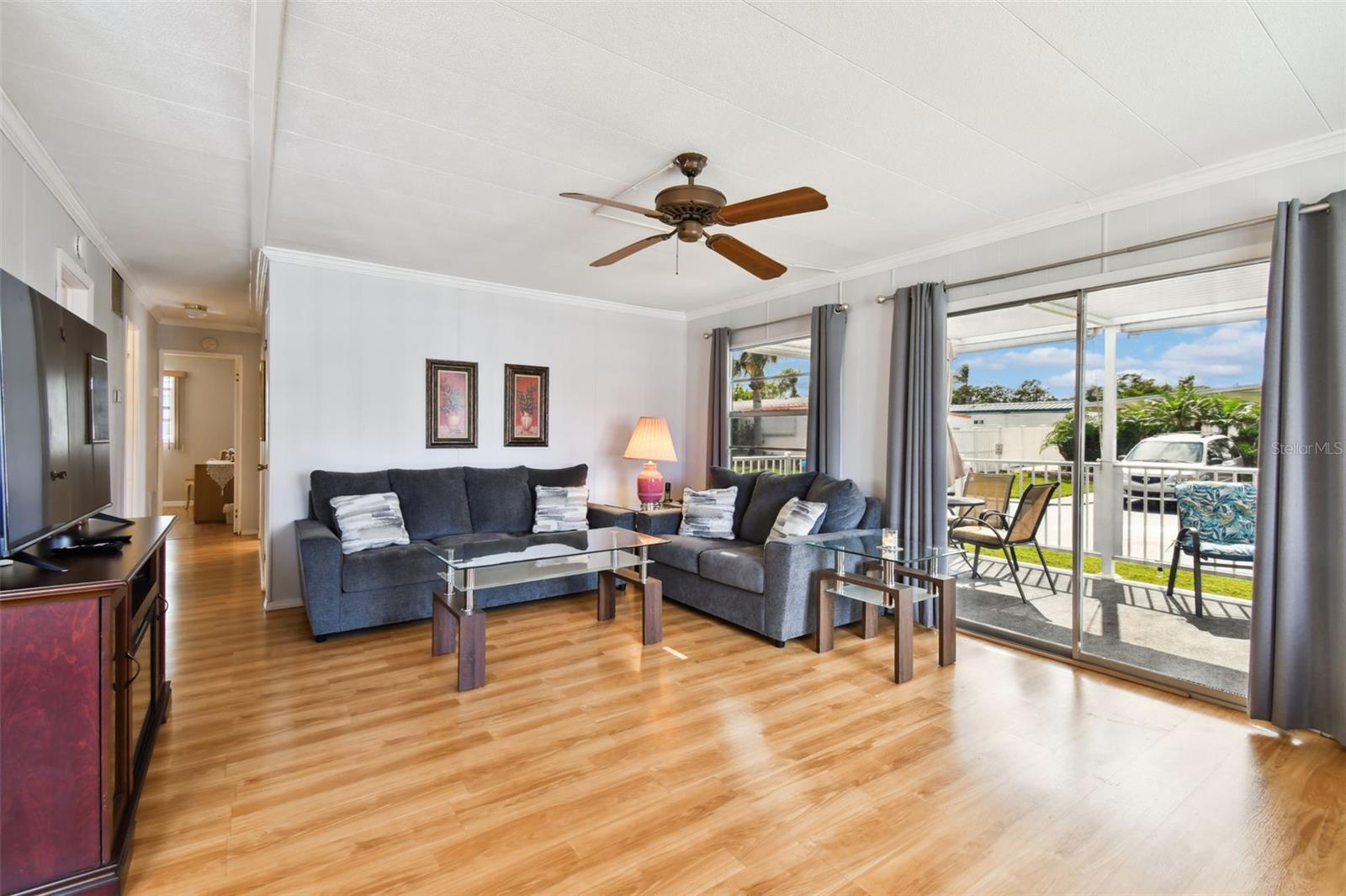 Image 27 of 84 For 12651 Seminole Boulevard 1i