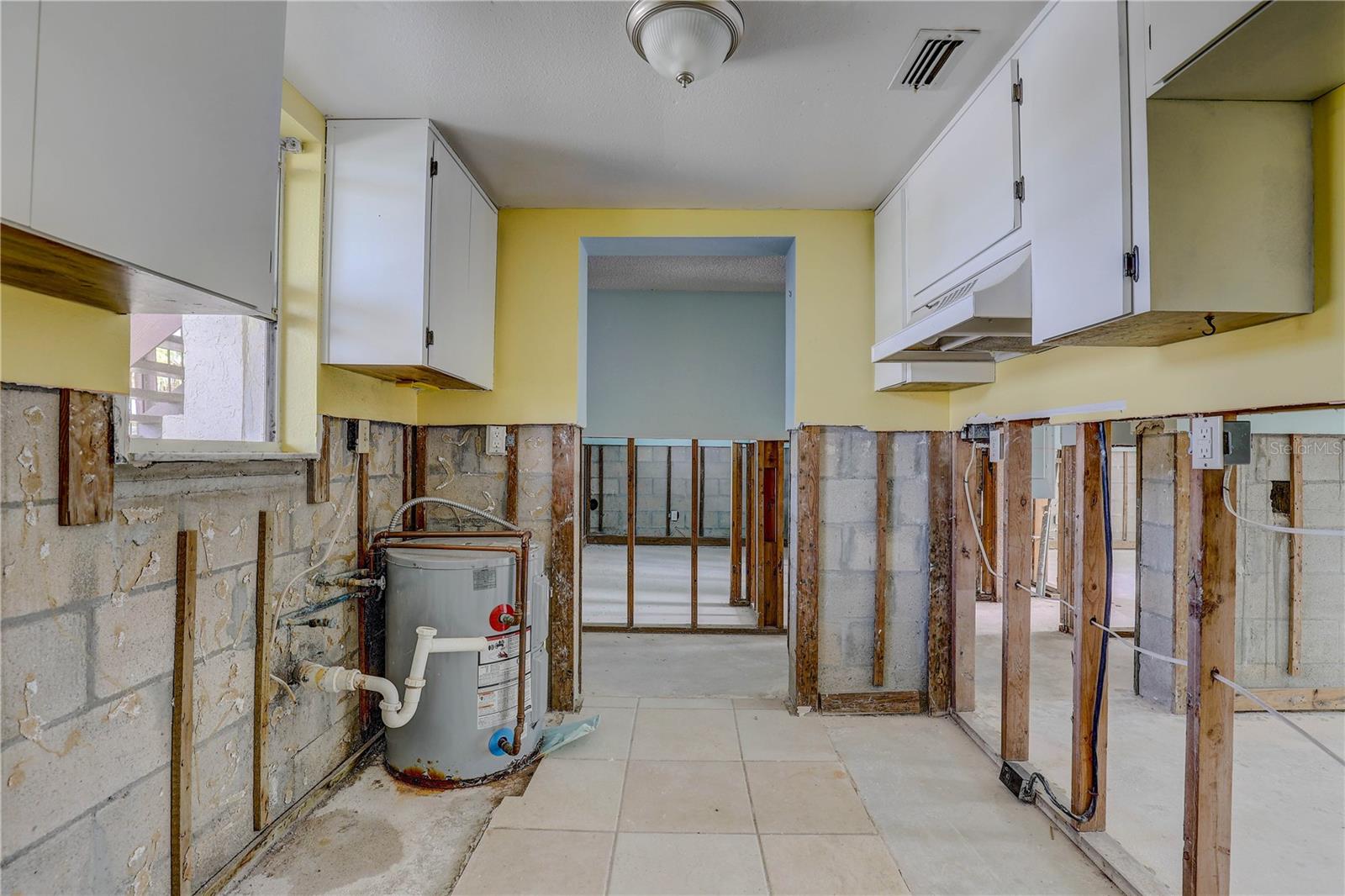 Listing photo id 13 for 8440 Old Post Road 104