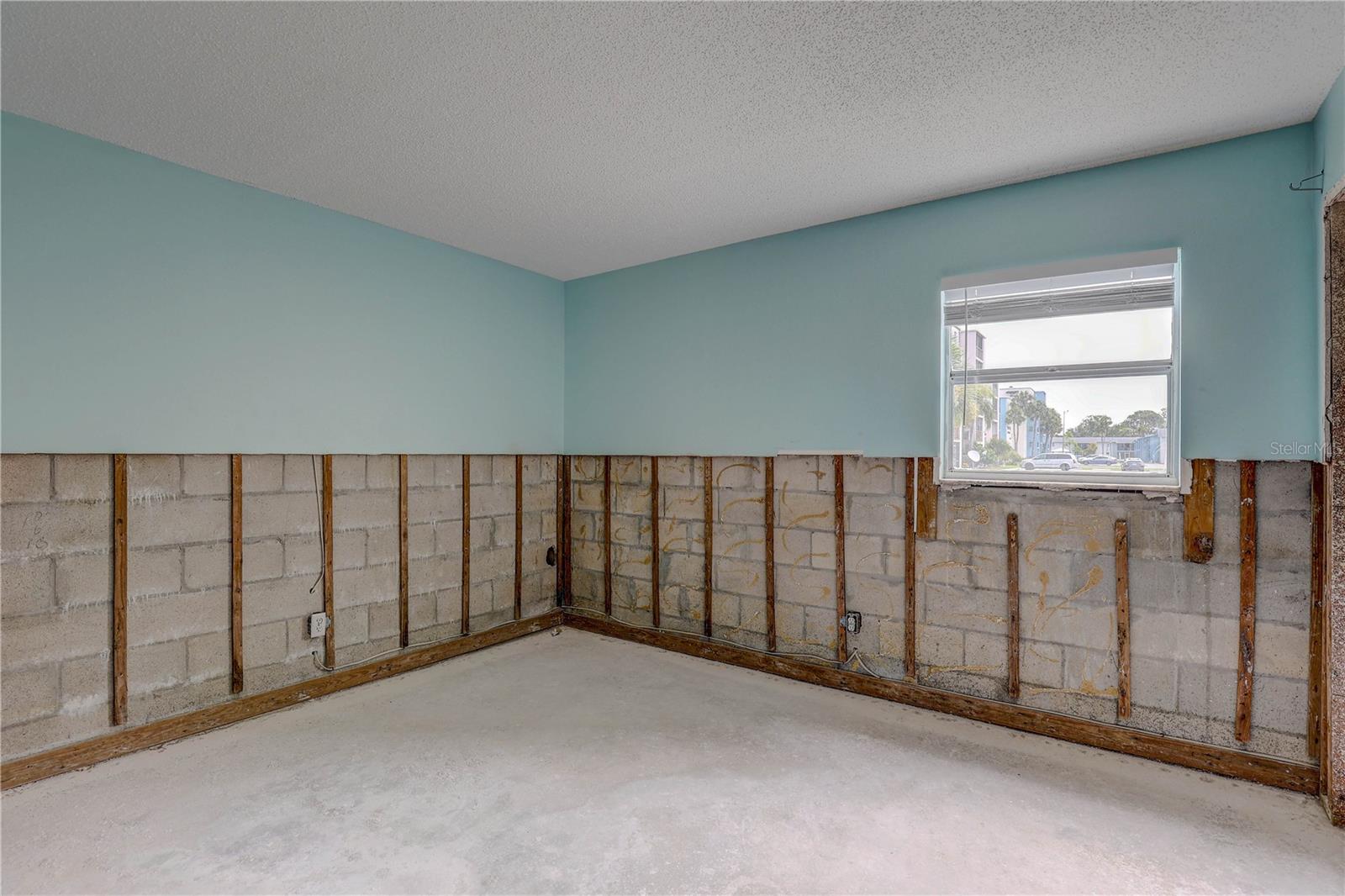 Listing photo id 19 for 8440 Old Post Road 104