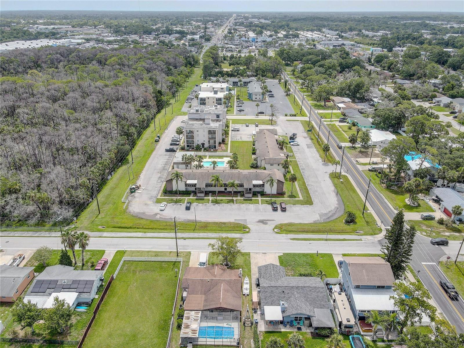 Listing photo id 33 for 8440 Old Post Road 104