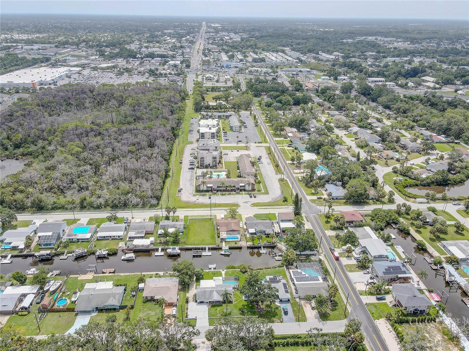 Listing photo id 37 for 8440 Old Post Road 104