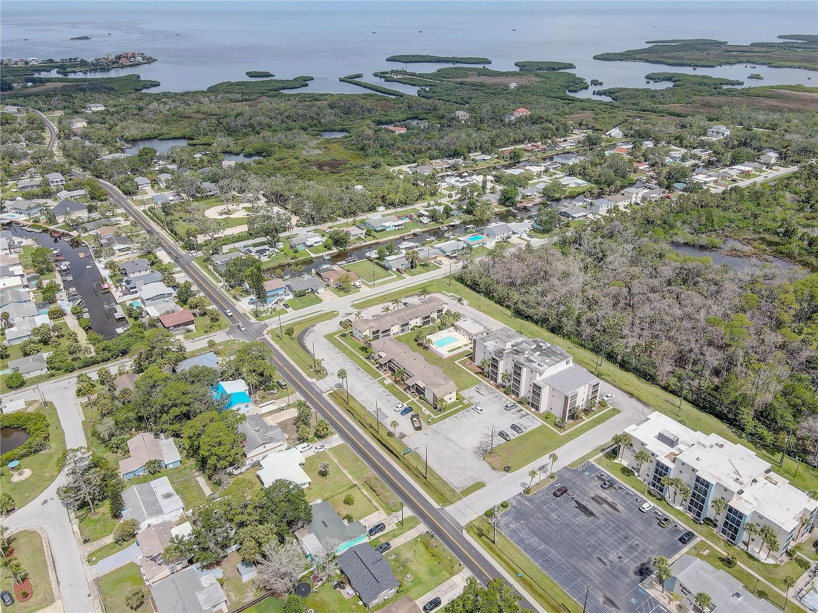 Listing photo id 41 for 8440 Old Post Road 104
