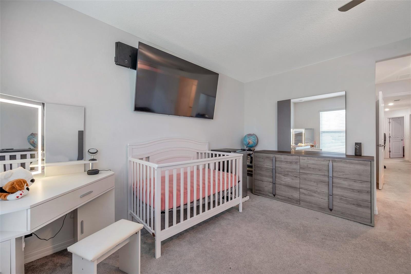 Image 29 of 60 For 2574 Charlan Court
