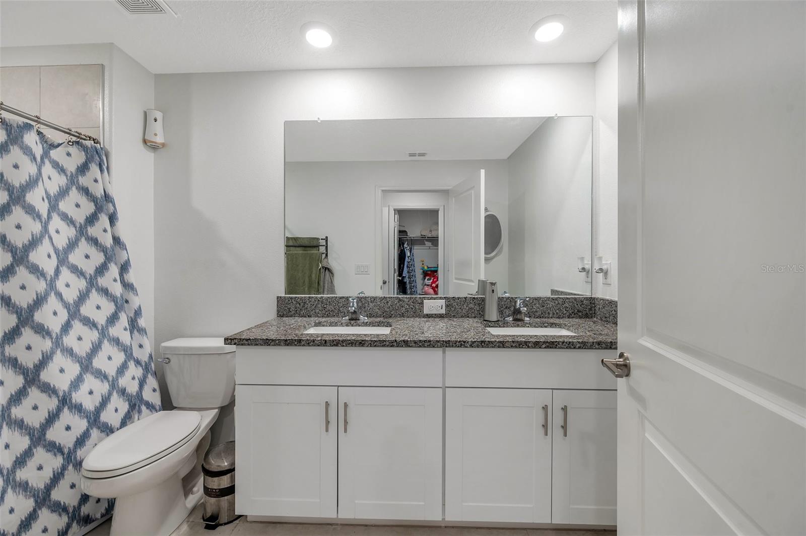 Image 33 of 60 For 2574 Charlan Court