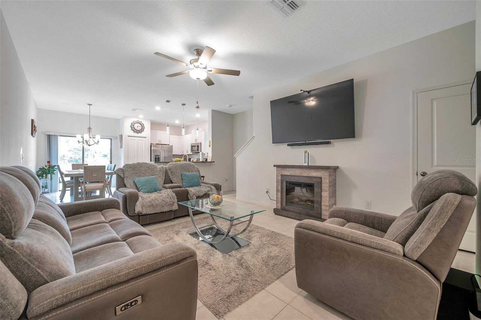 Image 6 of 60 For 2574 Charlan Court