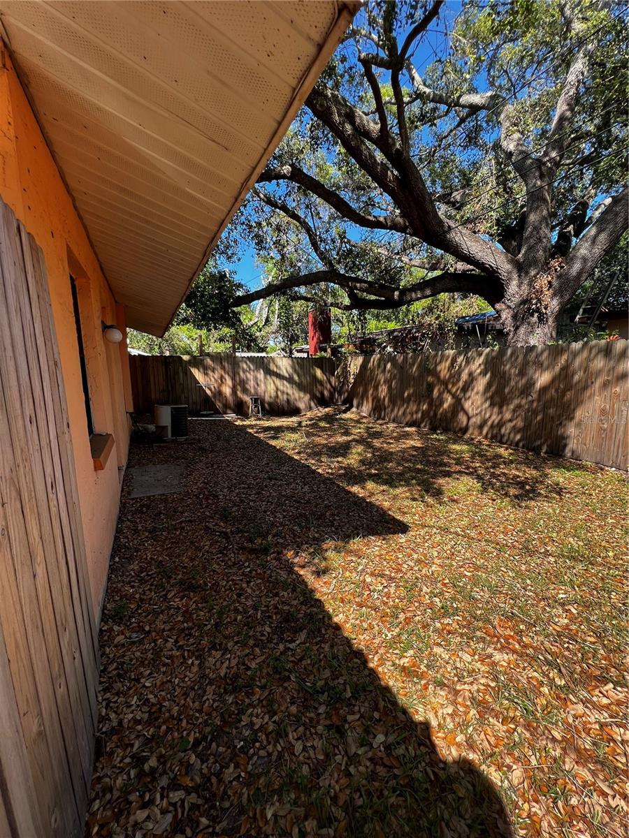 Image 12 of 12 For 950 Beltrees Street V