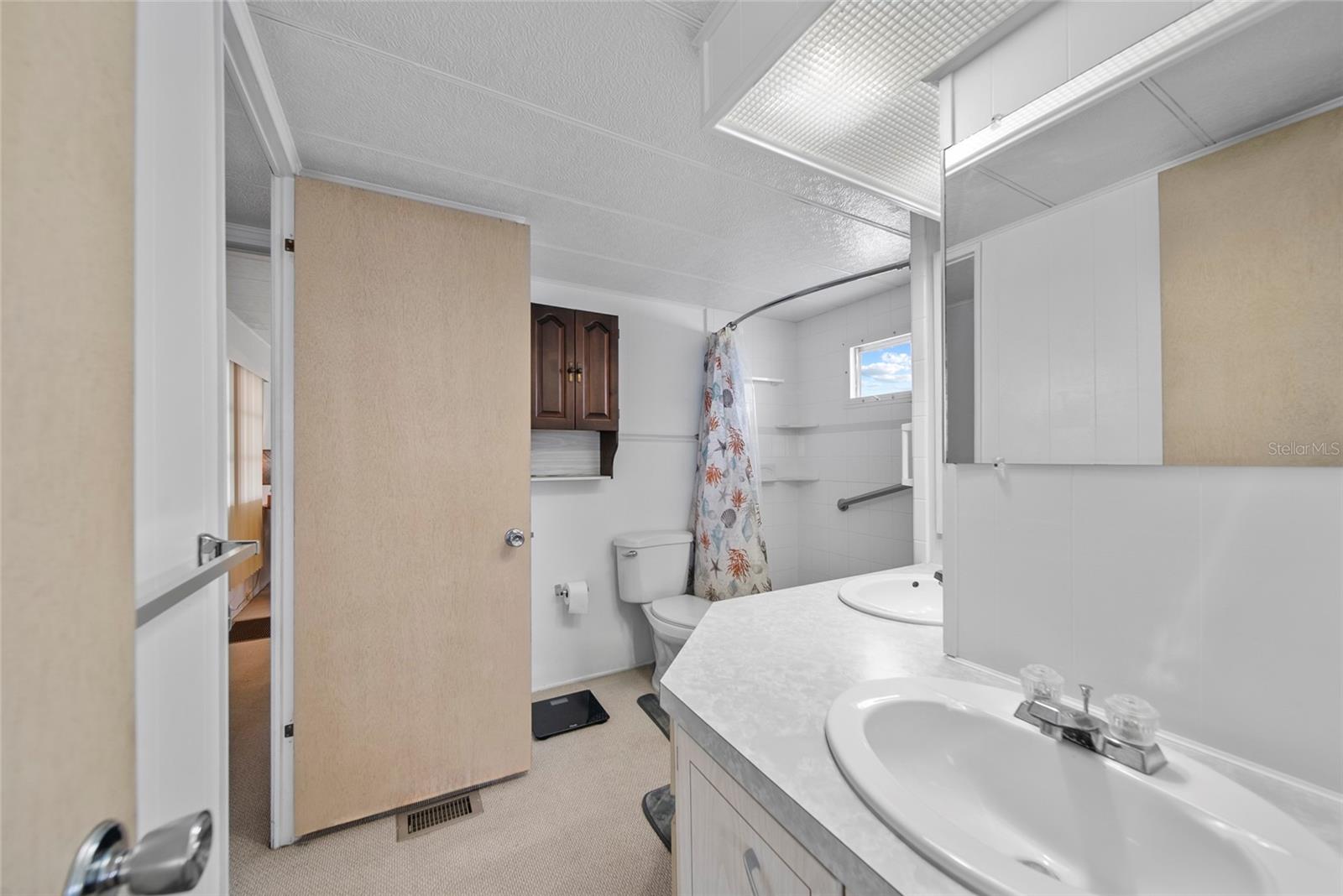 Image 10 of 26 For 11047 102nd Way 203