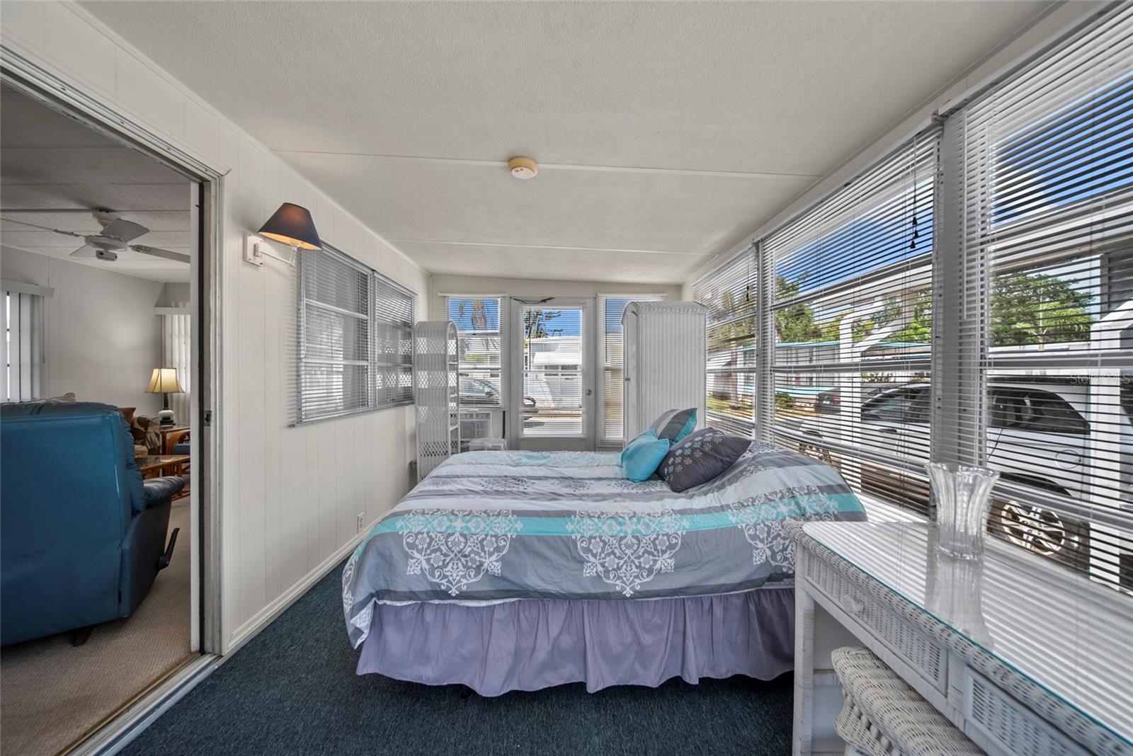 Image 11 of 26 For 11047 102nd Way 203