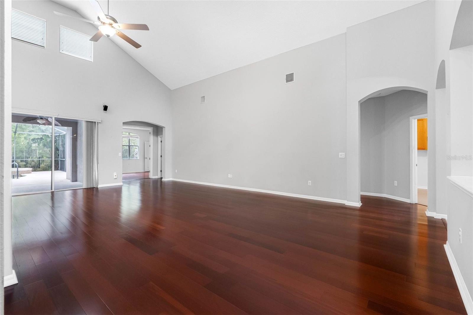 Image 15 of 57 For 16522 Ivy Lake Drive