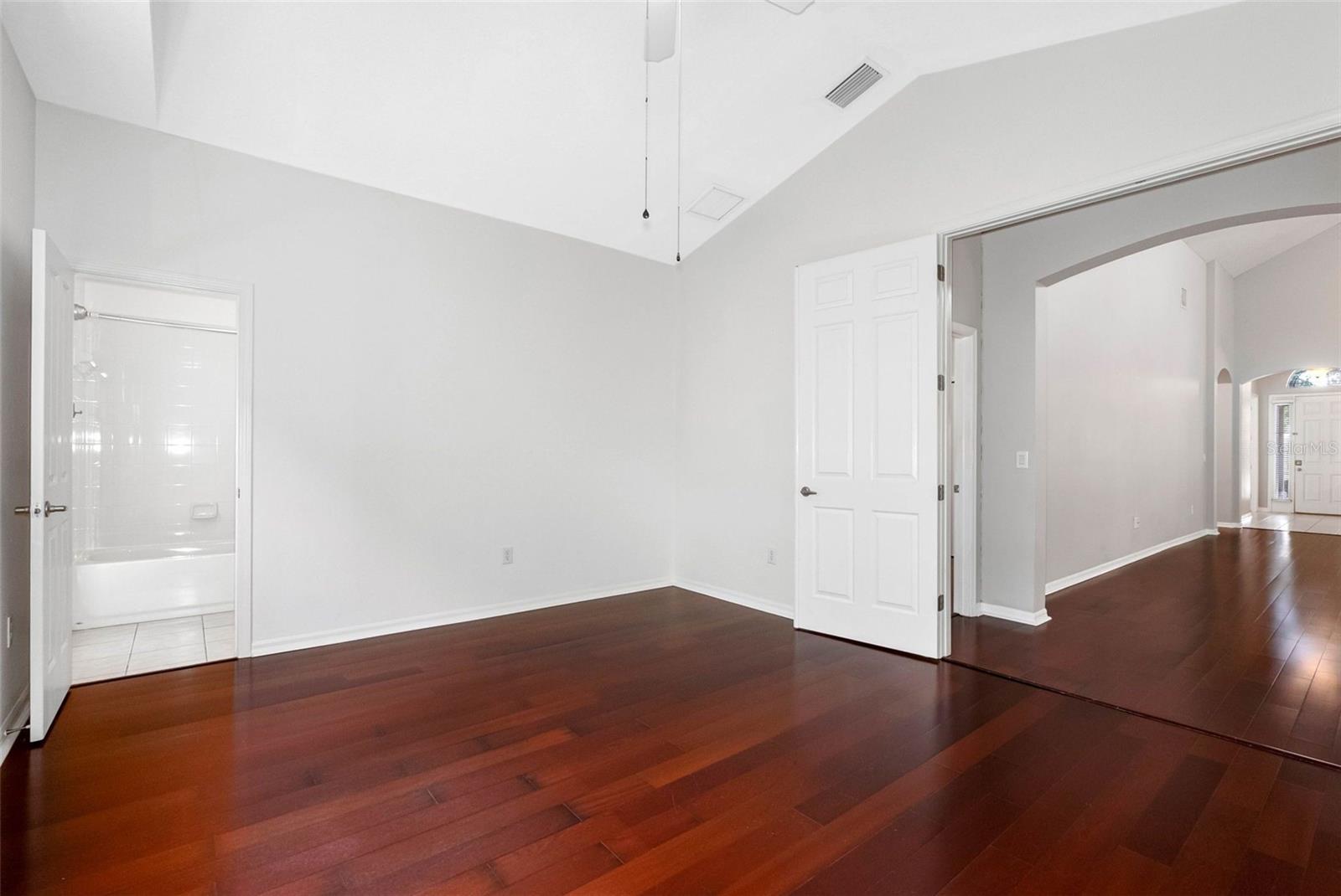 Image 30 of 57 For 16522 Ivy Lake Drive