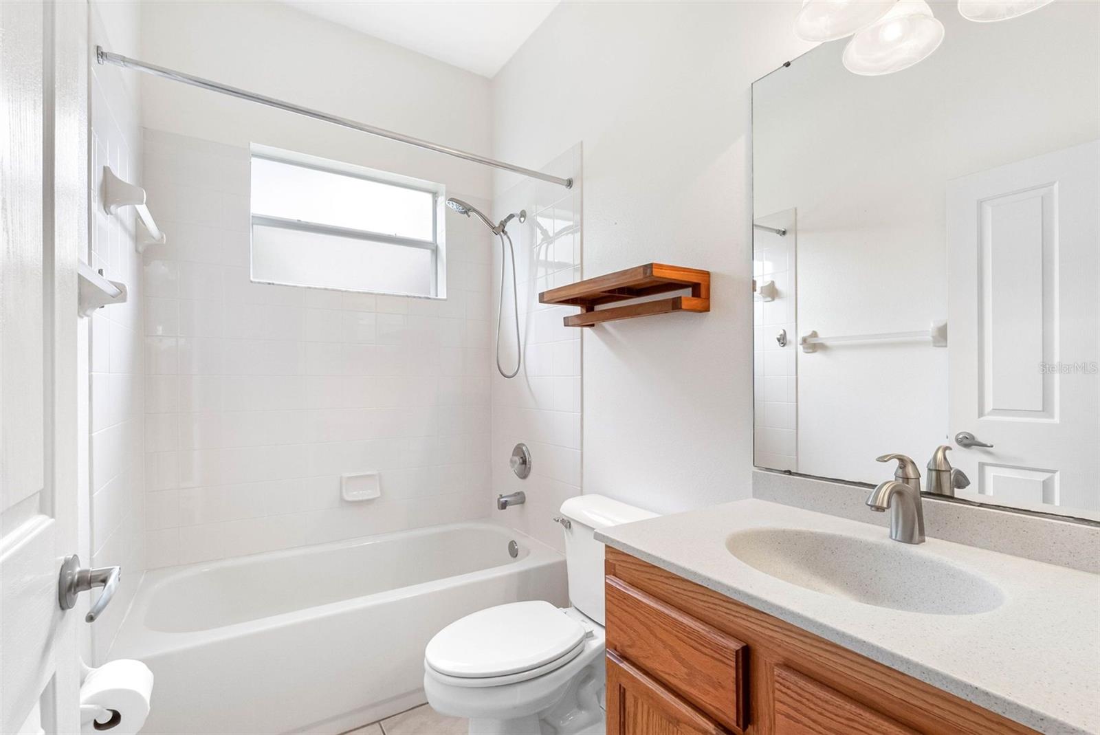 Image 31 of 57 For 16522 Ivy Lake Drive