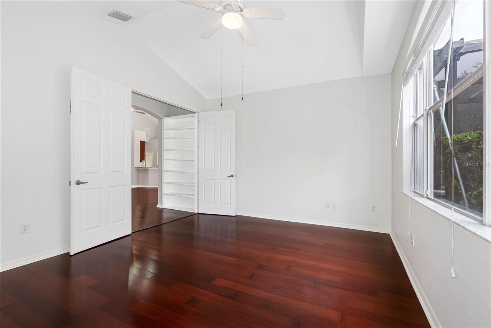 Image 34 of 57 For 16522 Ivy Lake Drive