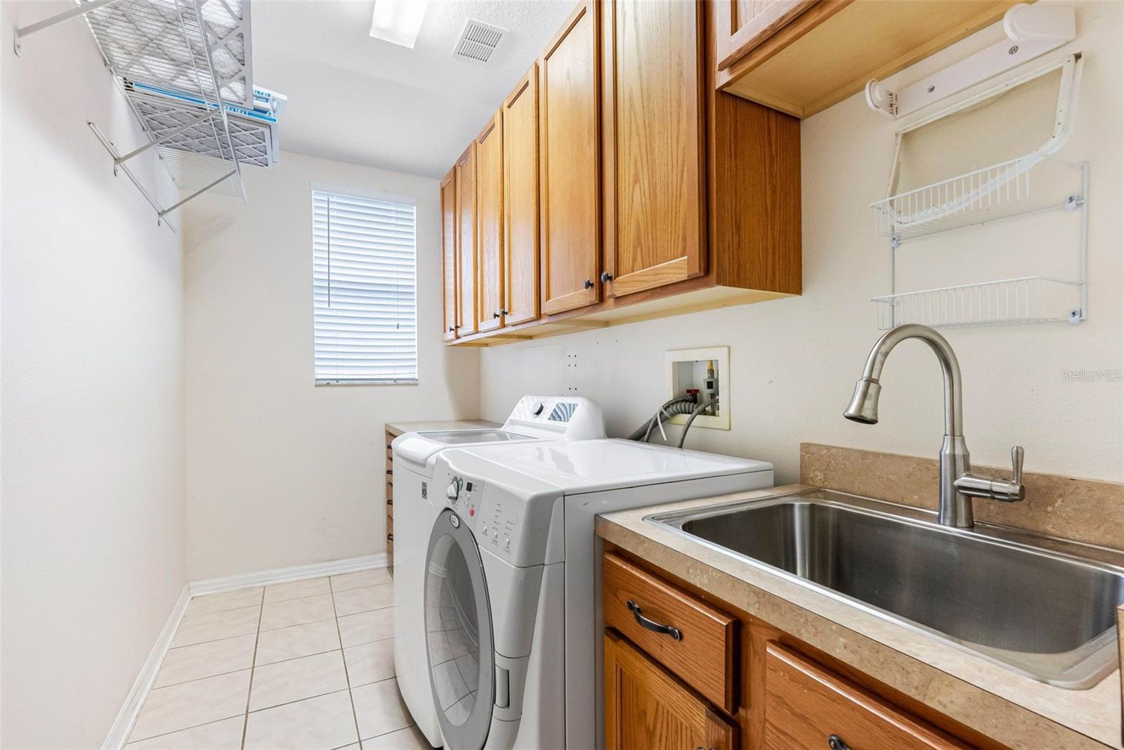 Image 40 of 57 For 16522 Ivy Lake Drive