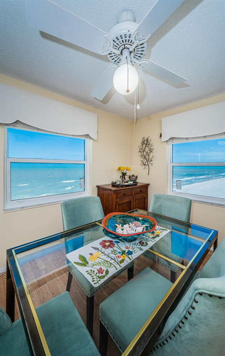 Image 12 of 85 For 18650 Gulf Boulevard 601