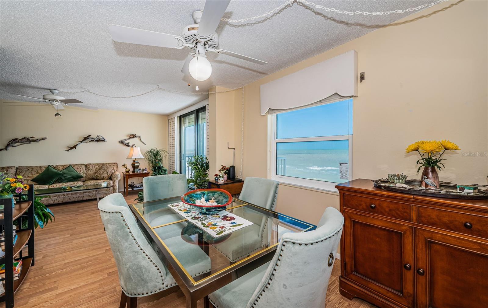 Image 13 of 85 For 18650 Gulf Boulevard 601