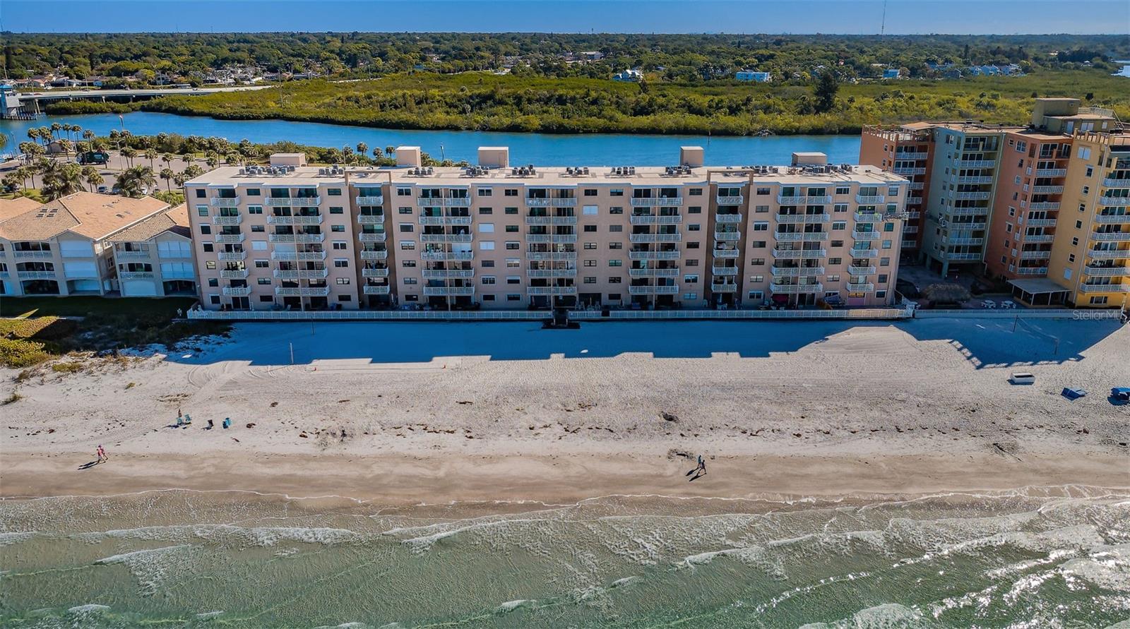 Image 2 of 85 For 18650 Gulf Boulevard 601