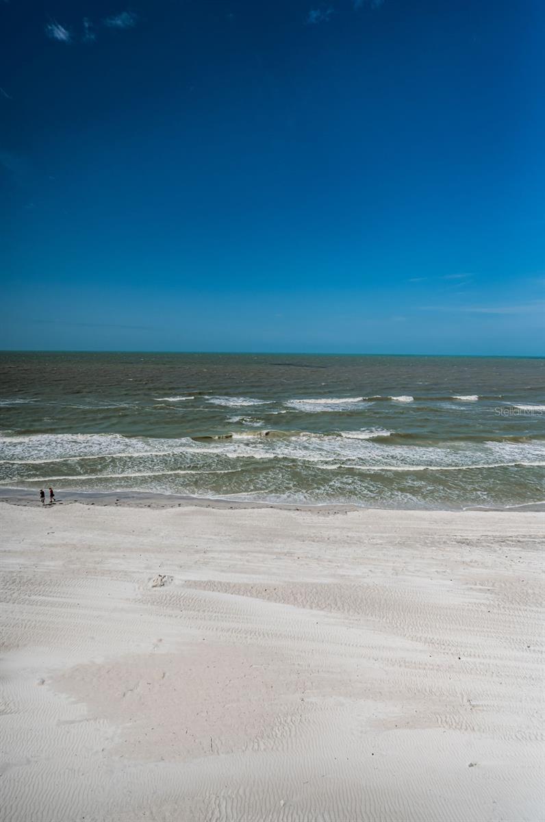 Image 38 of 85 For 18650 Gulf Boulevard 601