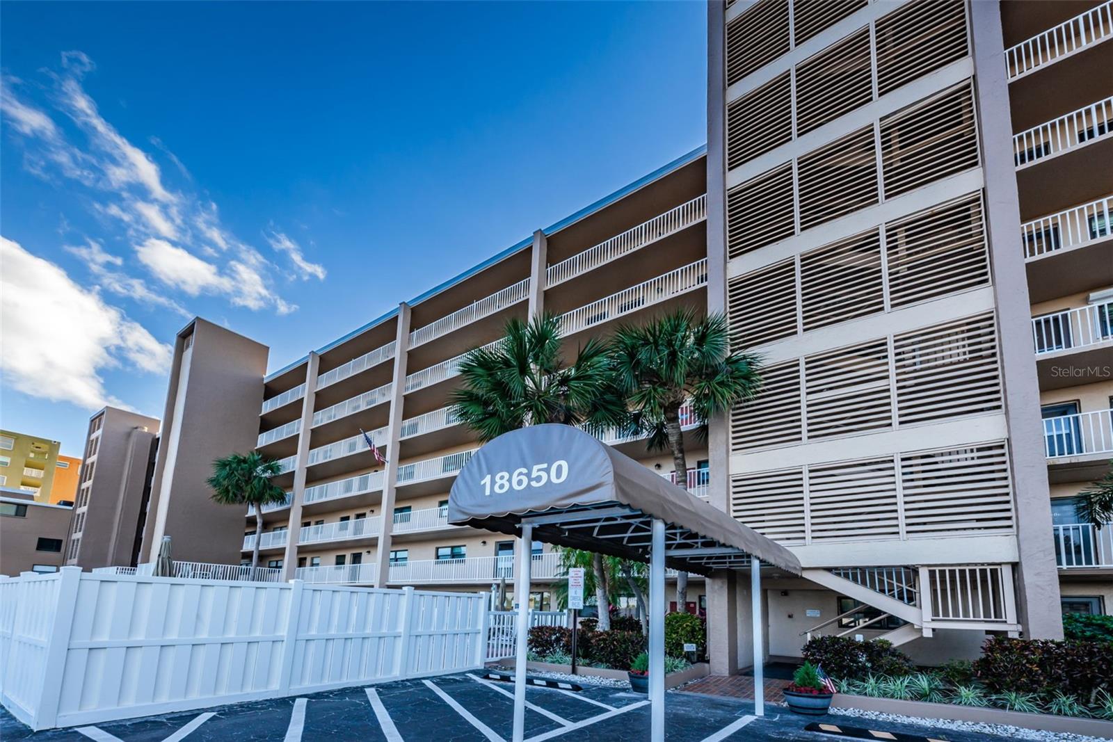 Image 48 of 85 For 18650 Gulf Boulevard 601