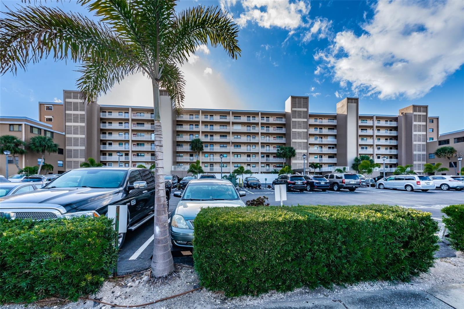 Image 49 of 85 For 18650 Gulf Boulevard 601
