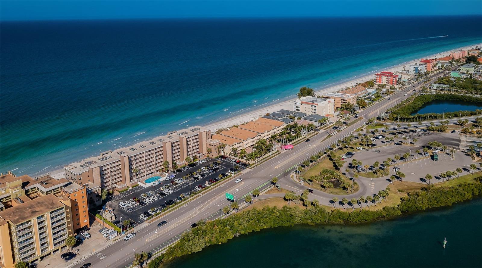 Image 54 of 85 For 18650 Gulf Boulevard 601