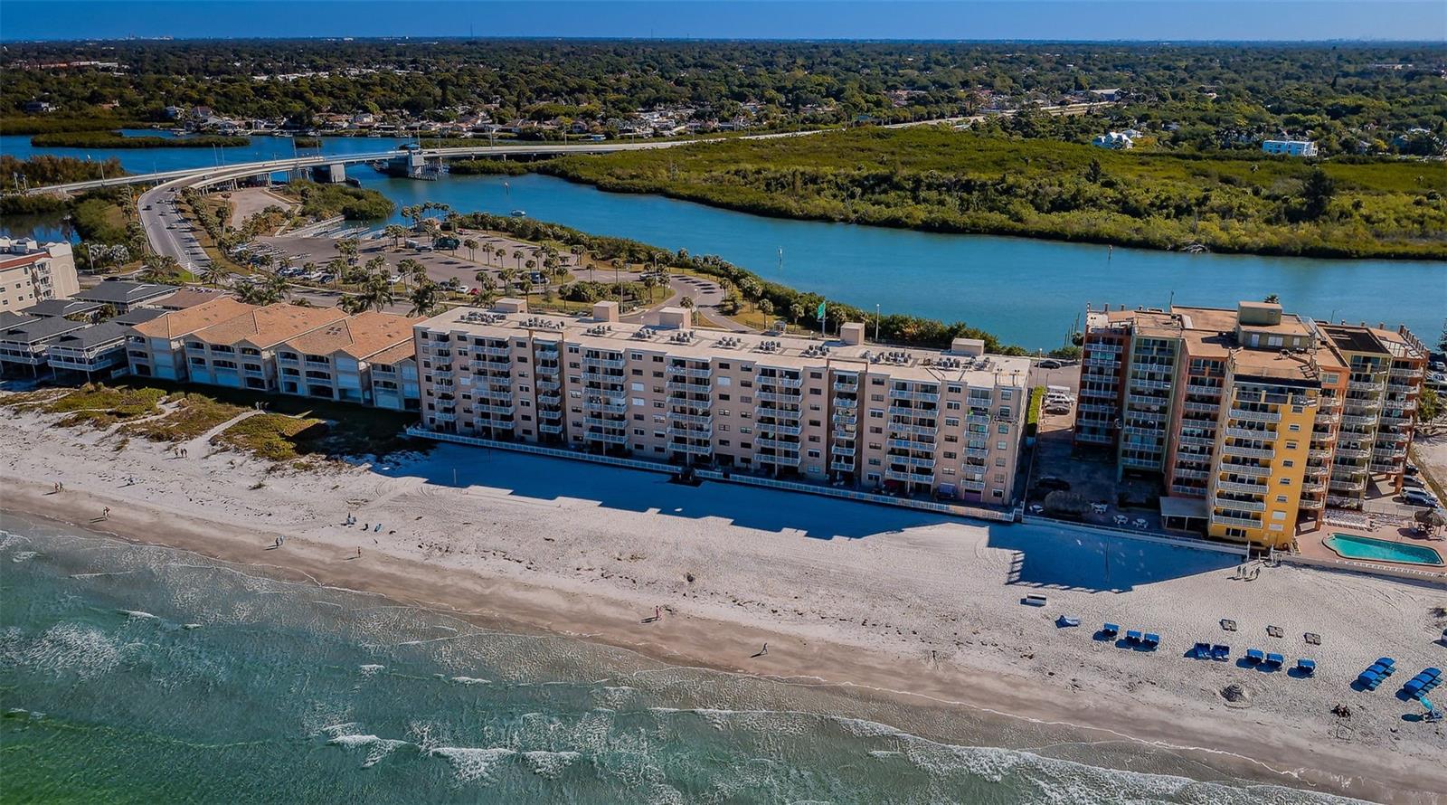 Image 61 of 85 For 18650 Gulf Boulevard 601