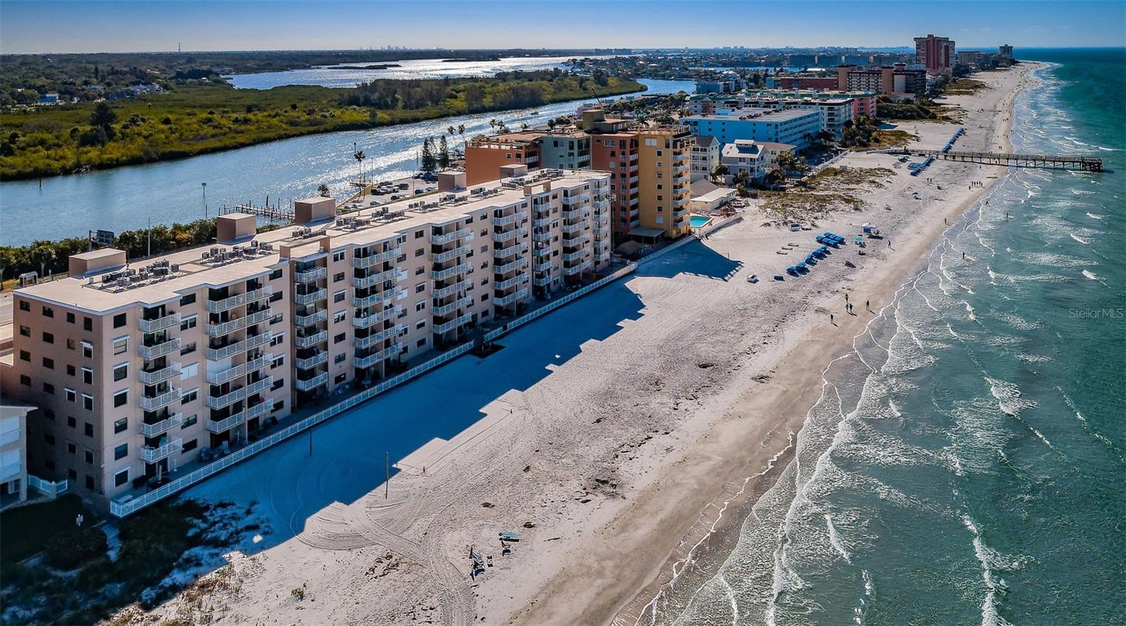 Image 62 of 85 For 18650 Gulf Boulevard 601