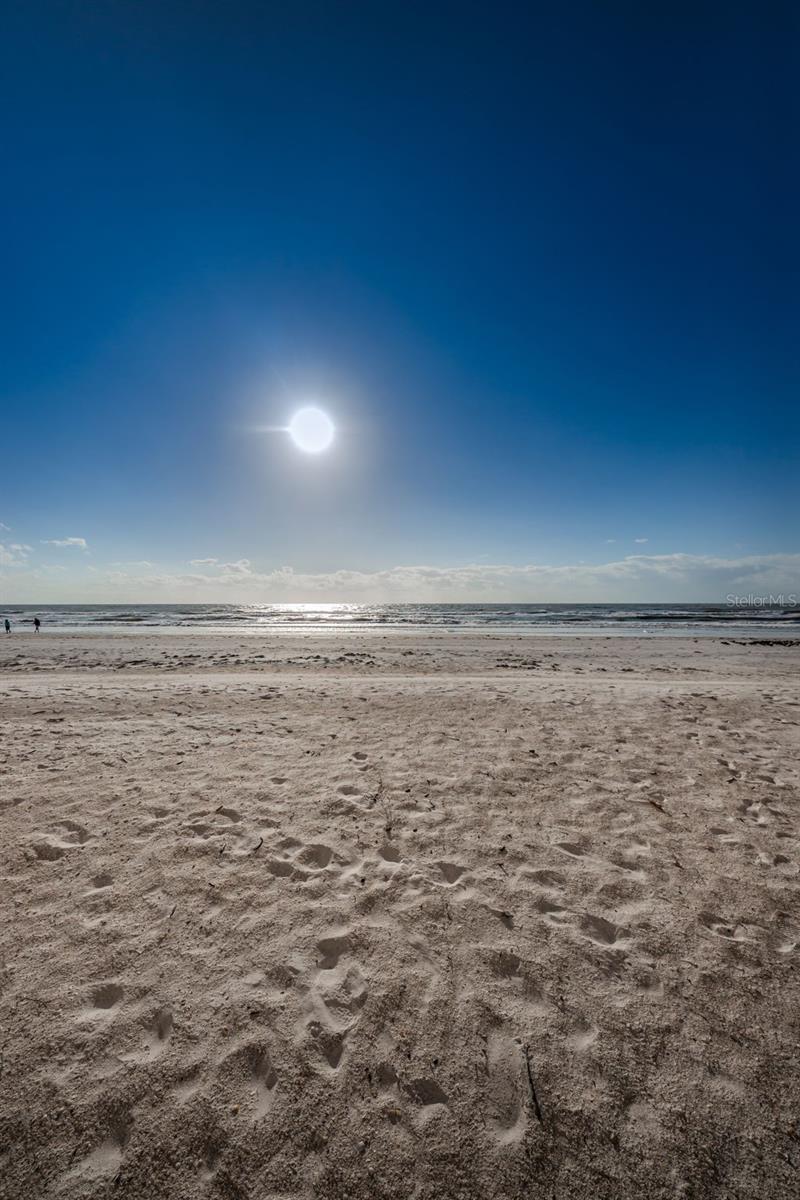 Image 66 of 85 For 18650 Gulf Boulevard 601