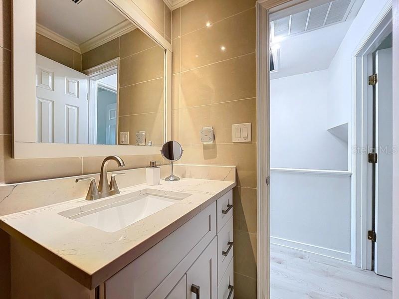 Image 26 of 44 For 4799 Coquina Key Drive Se