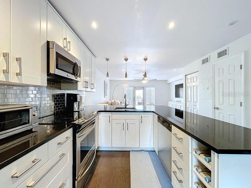 Image 4 of 44 For 4799 Coquina Key Drive Se