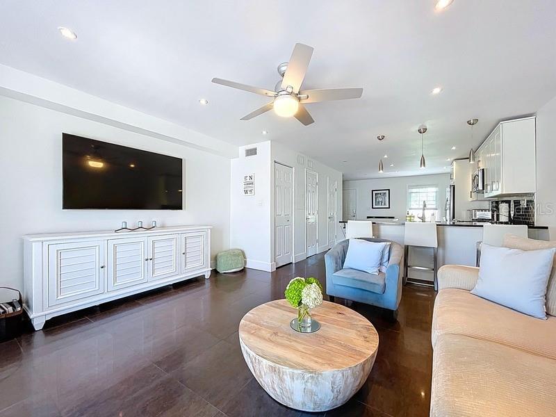 Image 7 of 44 For 4799 Coquina Key Drive Se