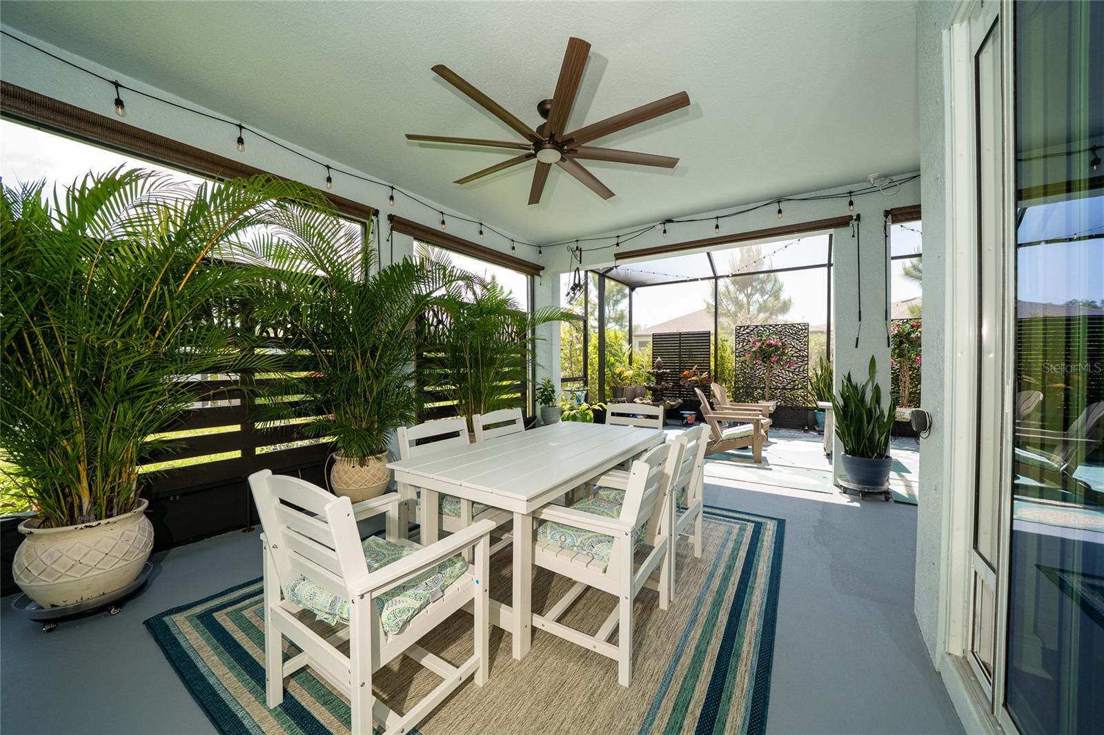 Listing photo id 13 for 5597 Bay Tide Court