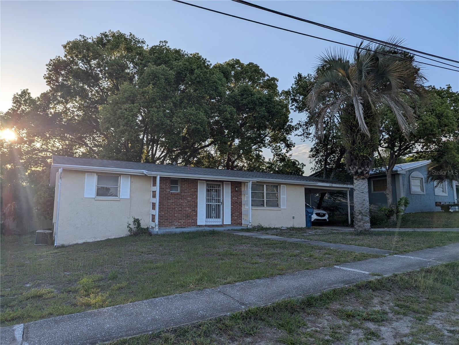 Listing photo id 5 for 4581 Deltona Boulevard