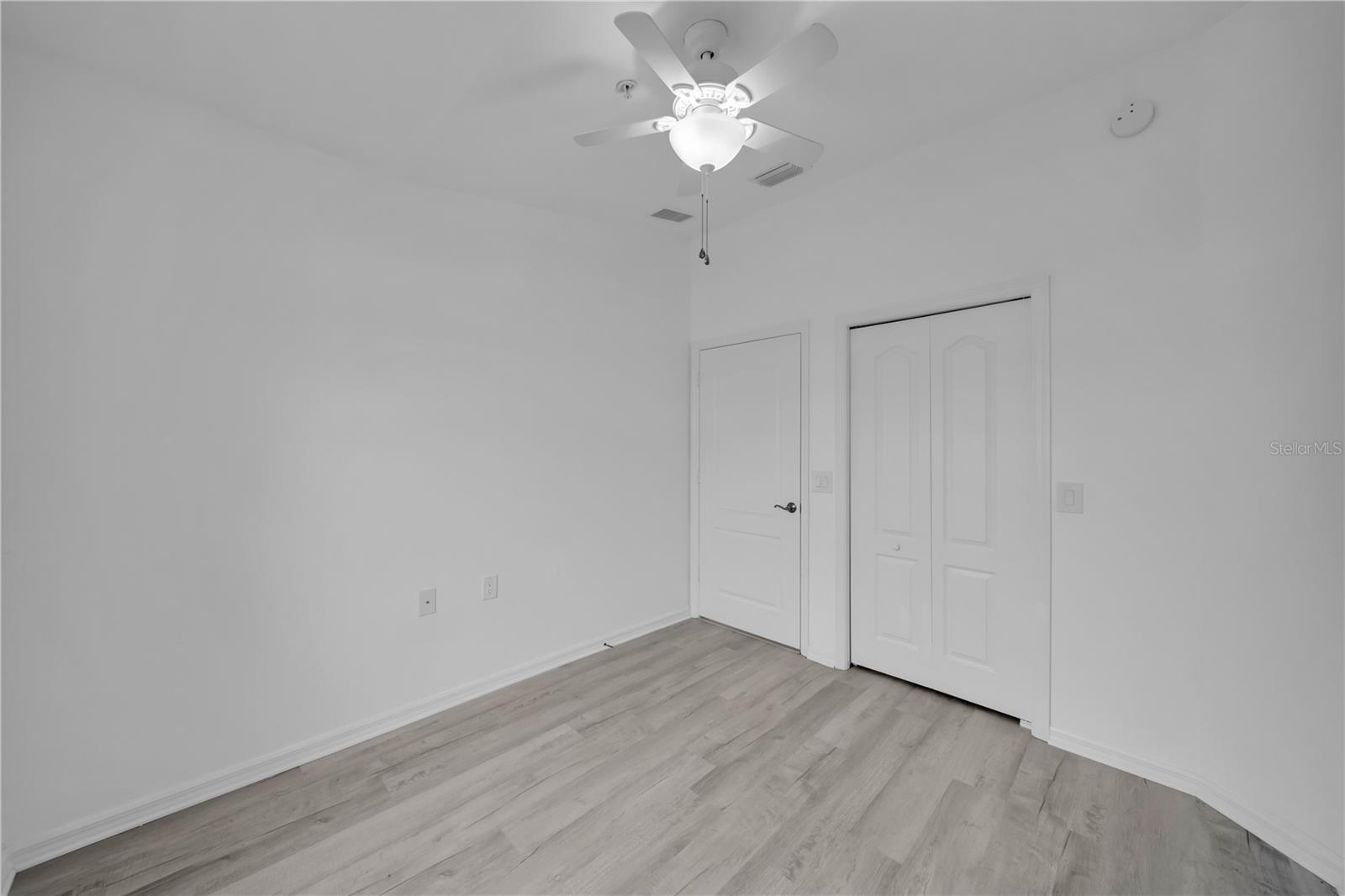 Image 9 of 37 For 365 Stella Maris Drive N 2905