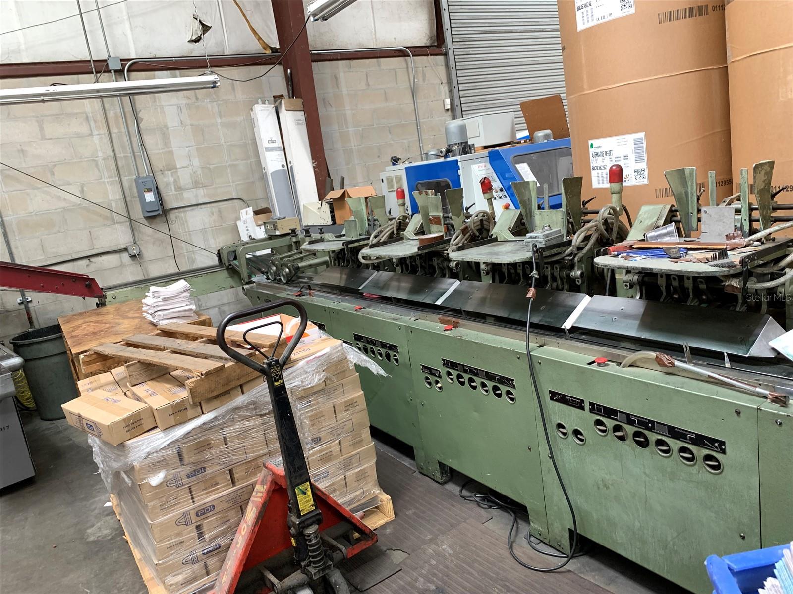 Image 4 of 12 For 210 Woodland Estates Avenue