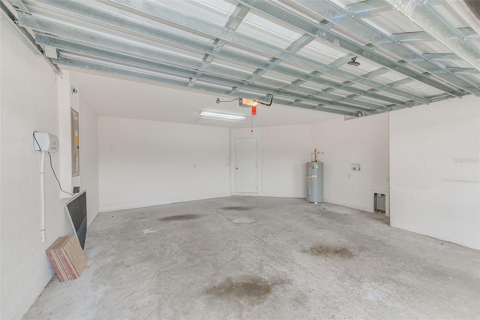 Image 22 of 37 For 15410 Quail Woods Place