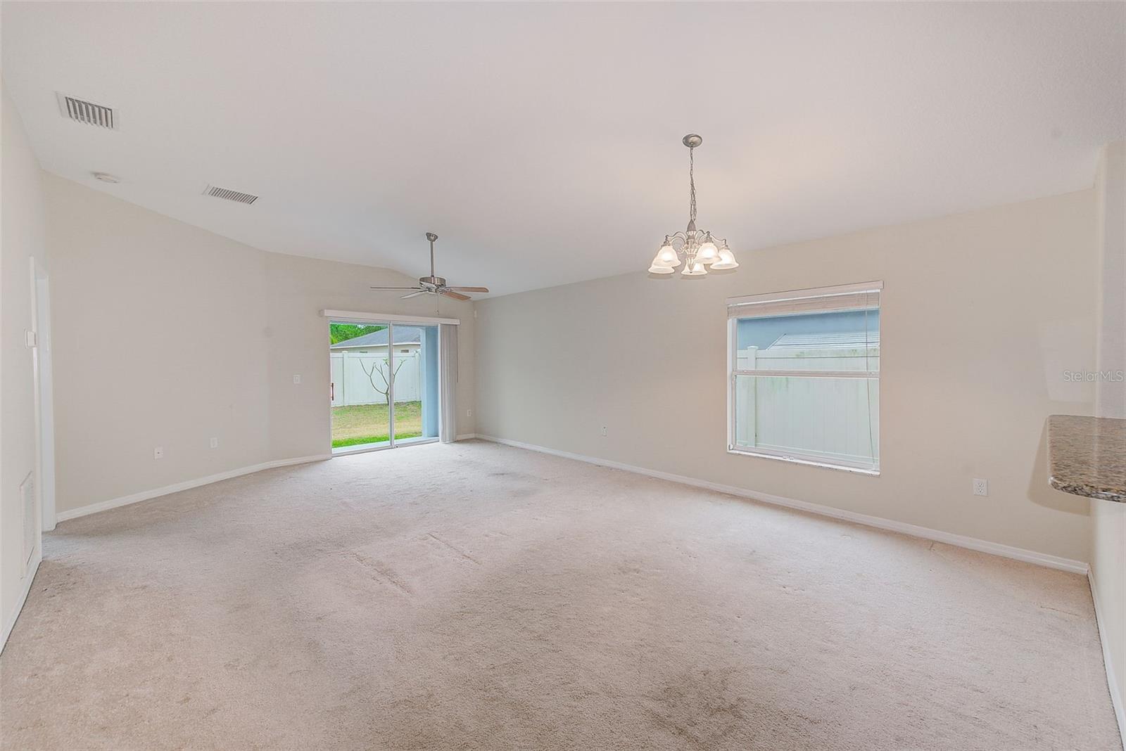 Image 4 of 37 For 15410 Quail Woods Place